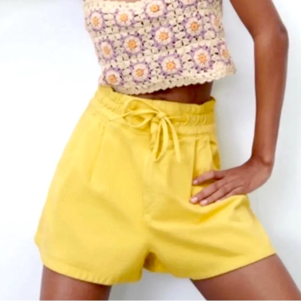 ZARA ribcage High waist Yellow shorts drawstring 2” inseam flared short XS